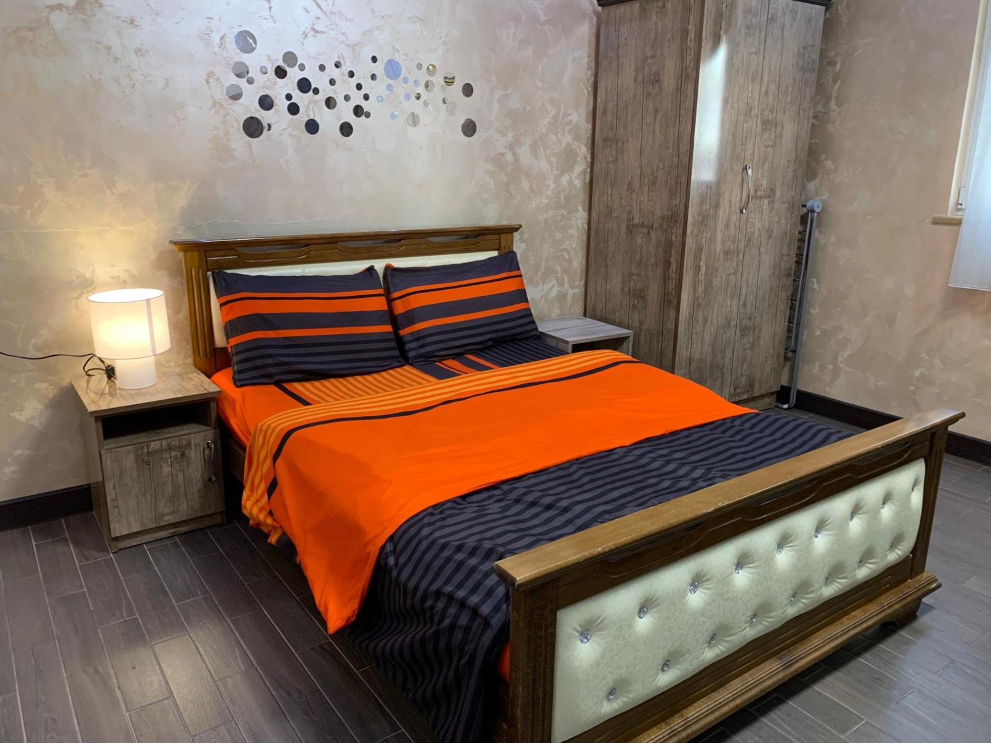 Apartment Near Republic Square 耶烈万 外观 照片